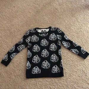 Size XS rose sweater